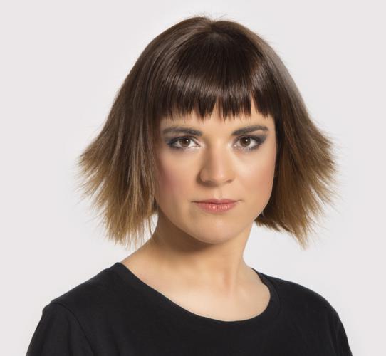 Carré haircut with baby bangs