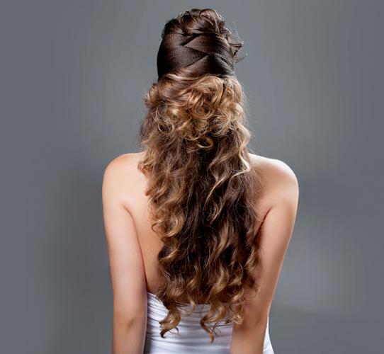 Half-up ponytail with zigzag technique